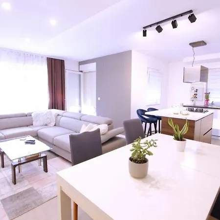 Appartamento Apartman Palatium Zara